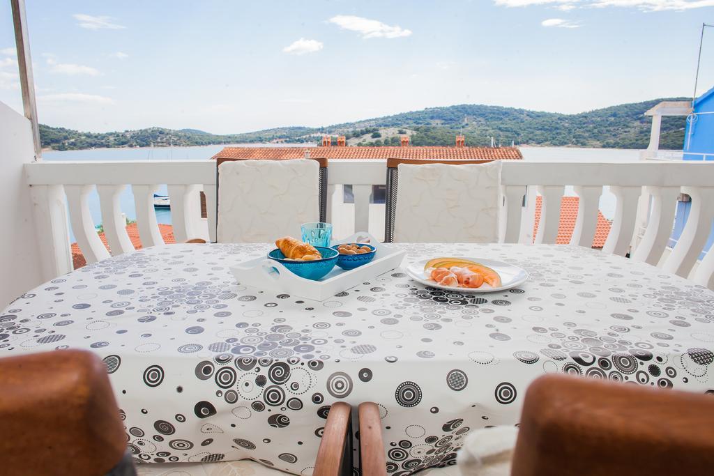 Hana Home - Apartments Tisno Exterior foto